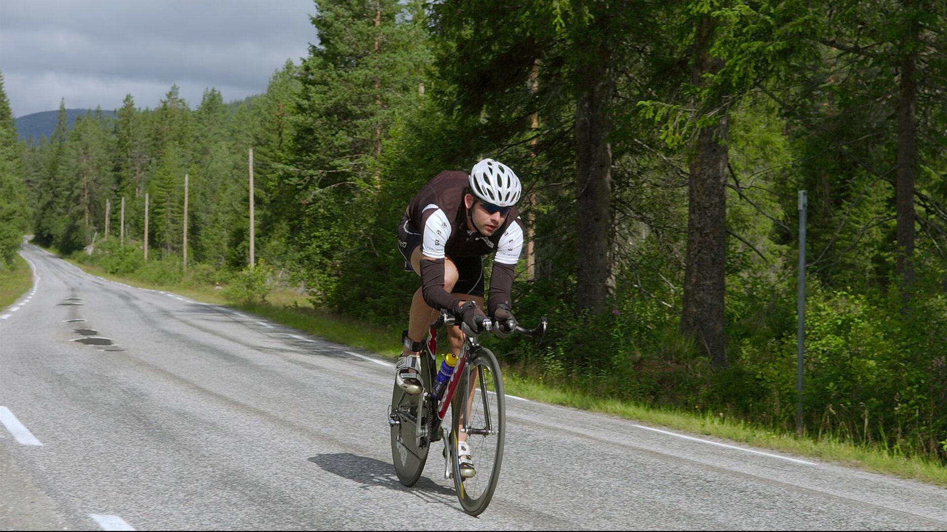 2024季后赛:勇士在关键时刻,库里连续两记三分逆转比赛!,勇士队库里多久回归